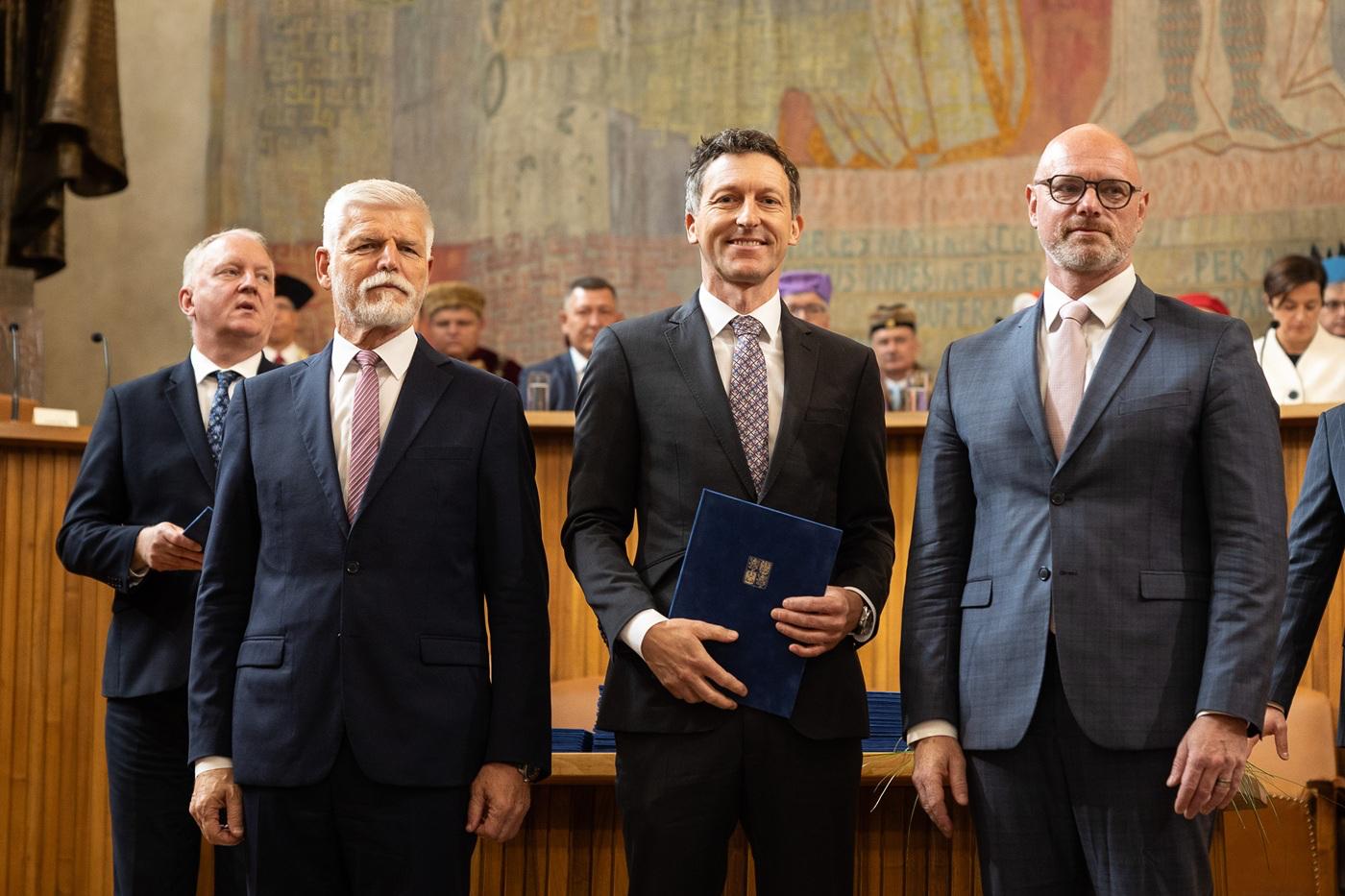 🎉 Gratulujeme prof. PhDr. Ondřeji Čakrtovi, Ph.D.!* 🎉